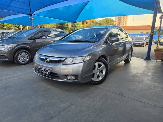 HONDA CIVIC 1.8 LXS 16V FLEX 4P MANUAL HONDA CIVIC 1.8 LXS 16V FLEX 4P MANUAL